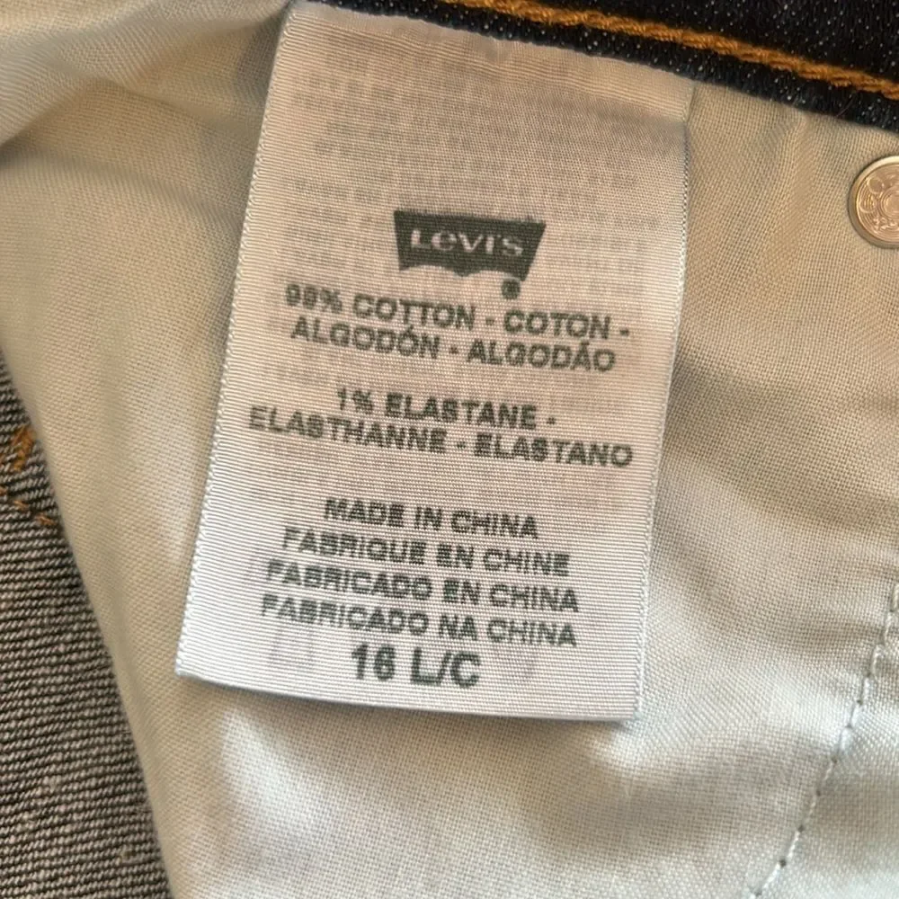 Levi's 515 Bootcut Jeans - Picture 3 of 8
